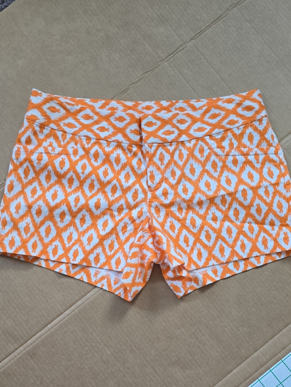 Lilly Pulitzer orange/white fish themed shorts-6